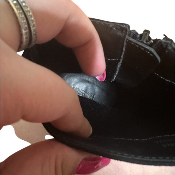 Forever 21 Floral Embroidered Ankle Boot - Picture 6 of 6